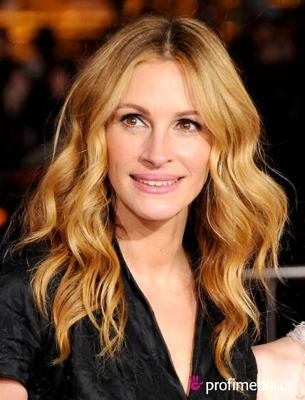 Julia Roberts - celebrity účes - HappyHair