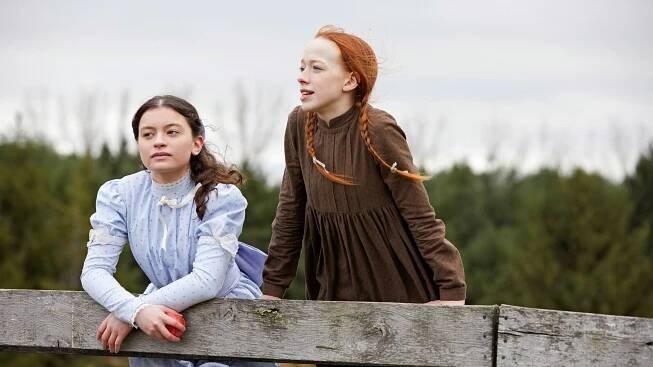 Anne s E na konci (2017) seriál • Filmožrouti.cz
