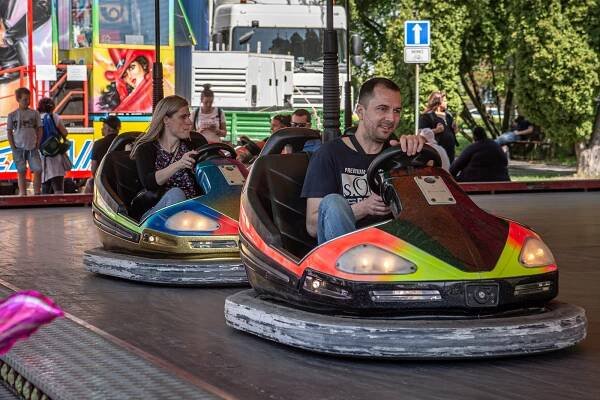 OBRAZEM: Ohlédnutí za víkendem v Ostravě. Nejen na Starobělskou pouť mířily davy