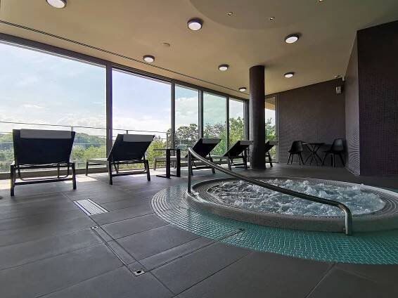 Rajská pohoda na Náchodsku: wellness, snídaně a romantická večeře