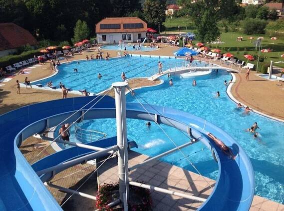 Městské koupaliště Hluboká nad Vltavou - visit.prachatice.eu