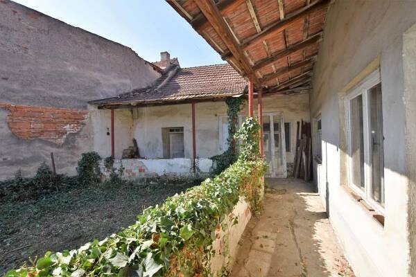 Prodej venkovského stavení, 661m2 v Opatovicích u Rajhradu - Reality Rajhrad