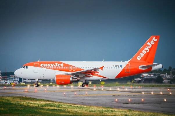 EasyJet začal nabízet letenky do Ameriky a do Asie - CELYOTURISMU.CZ