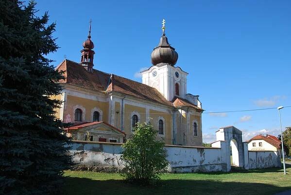 KOSTEL SV. VAVŘINCE SVINČANY | Železnohorský region