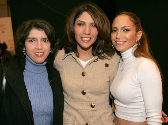 Jennifer Lopez's Sisters: All About Leslie and Lynda