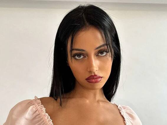 Cindy Kimberly Told Us the Secret to Her Signature '90s Overlined Lips