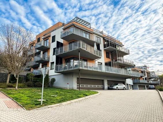 Prodej bytu 1+kk / balkón, Praha 5-Smíchov – RYreality, realitní poradci jinak