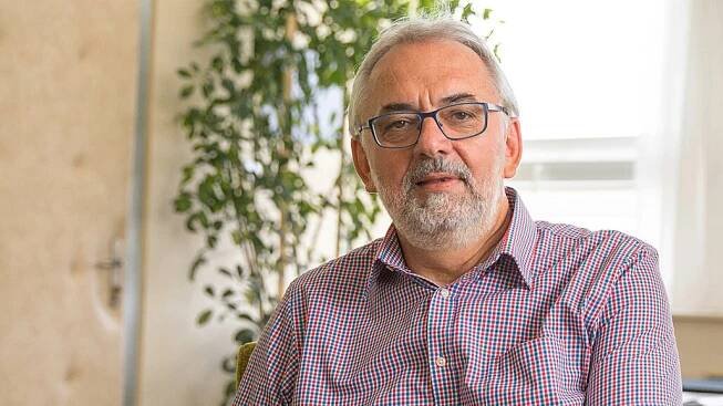 Dlouhý covid dokáže i „vyklovat mozek“, nese s sebou další vážné problémy, říká biochemik Grubhoffer