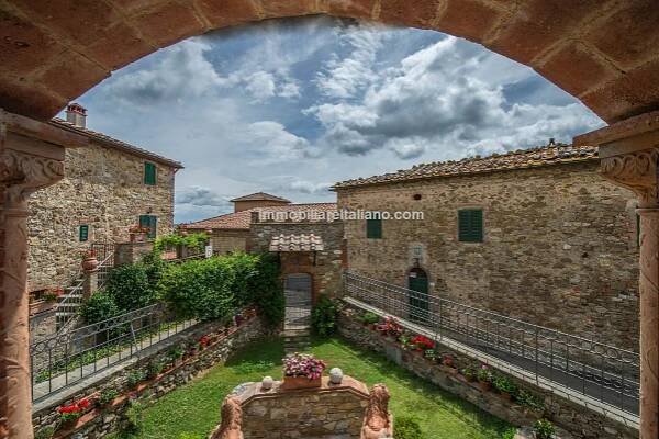 Medieval Castle Bucine Arrezo Tuscany Immobiliare Italiano