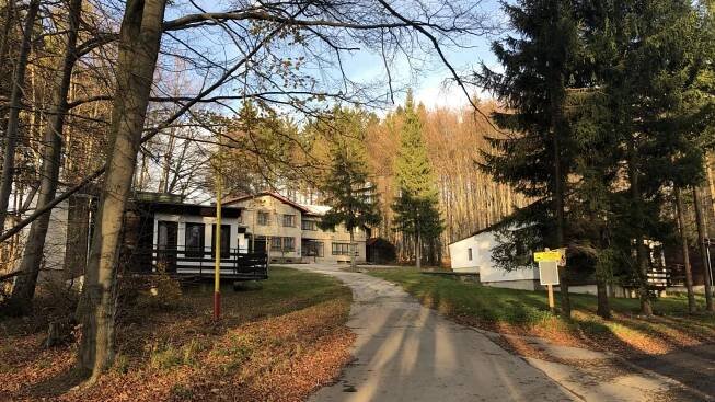 Rekreační středisko TON Rajnochovice - Tesák - pronájem chatek - zvětšit