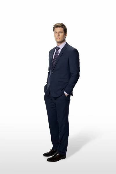Policajtky z L.A. - Promo - Ryan McPartlin