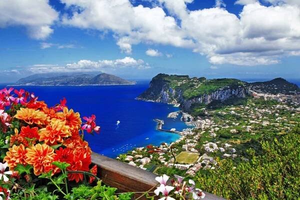 Tour of Capri by boat - Umberto Limos Positano