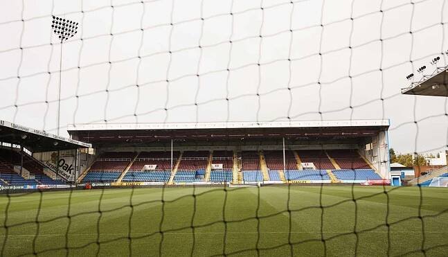 32-burnley-residence-turf-moor-ground-guide-min.jpg