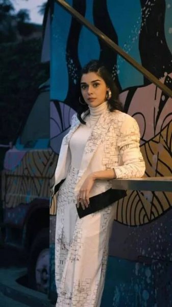Bigg Boss 18 fame Eisha Singh’s stunning looks