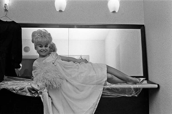 Barbara Windsor In A Dress For The Royal Premiere Of 'Sparrows Can'T Sing' At The Abc Cinema, Stepney, 1963.