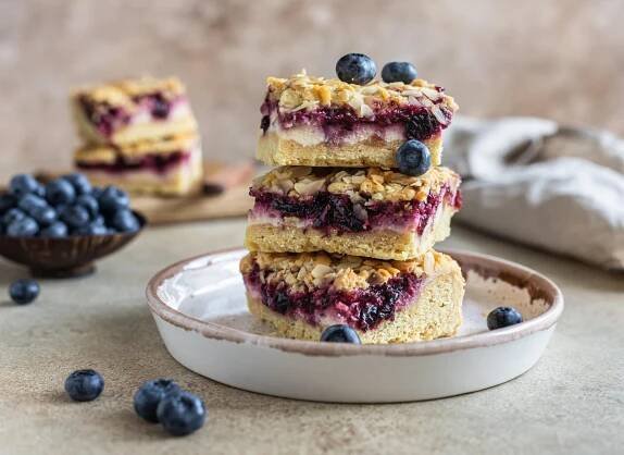 Borůvkový koláč –⁠ nejlepší recept – rychlý, i s drobenkou - Receptik.cz