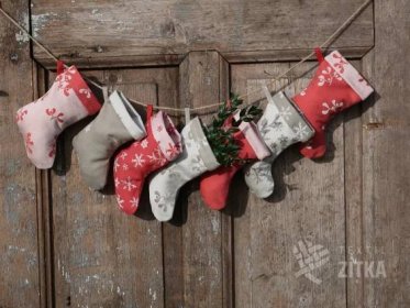 Vánoční látkové boty z kanafasu a žakáru