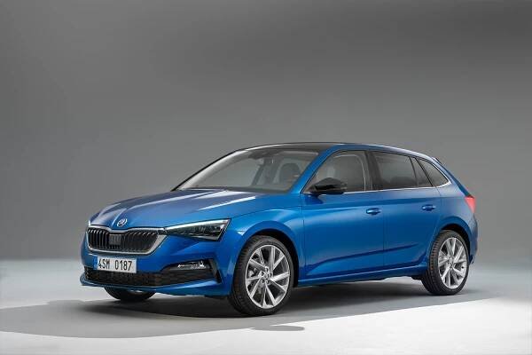 Škoda Scala (2022) - pojistková skříňka - Schéma pojistek