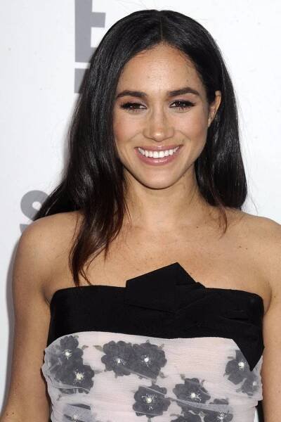Meghan je krásná a do Harryho po uši zamilovaná.