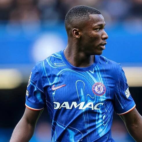 Chelsea make Moises Caicedo contract decision after Saudi Arabia approach