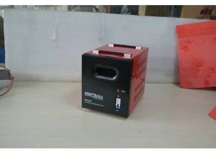 Stabilizátor napětí AVR 3000VA, 230V, Kraft&Dele KD1934