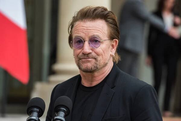 Bono míří do televize: One man show zpěváka U2 uvidíme na konci května - Expres FM