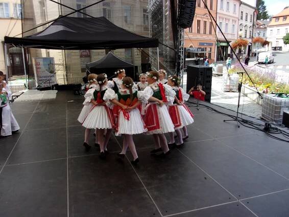 Folklorní sdružení Jánošík Brno - Dětský folklorní soubor Štěpnička, Veselí nad Moravou