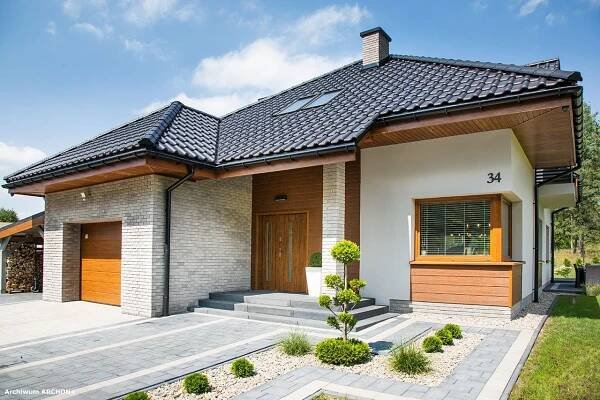 Dom w sansewieriach | House designs exterior, Modern bungalow house, House exterior