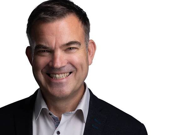 Jason Cooper, Dip in Executive Coaching, DIP Satir and Mind Coaching, Sales Coach DIP, QQI Training and Development, QQI Level 8 Management Practices, QQI Level 8 Business, Sales Trainer DIP Richarson Cert, Neuroscience Training/Coaching Cert