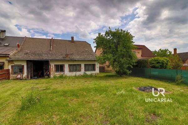 Prodej rodinného domu 2+1 Olešnice, okres Blansko - Realitní kancelář Brno - UNICAREAL s.r.o. | Prodej realit