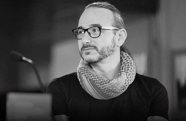 JAKUB SZÁNTÓ: REPORTÉREM NA FRONTOVÝCH LINIÍCH - NAŠE Dobříšsko