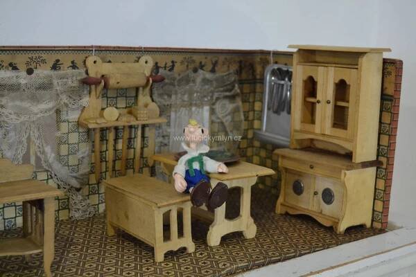 Mimořádně hezký kartonový pokojíček s téměř kompletním vnitřním vybavením