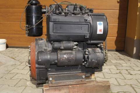 Motor Slavia dvouválec 2S90A-2212 - Prodám nový kompletní vzduchem chlazený motor, bližší info na tel 7286370 - agroBAZAR