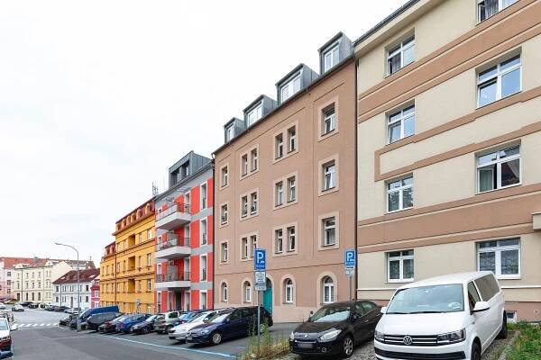 Prodej bytu 1+kk 45 m², Nad Závěrkou, Praha, Praha