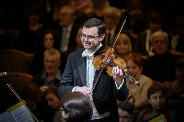 Wotanovo a Schmidtovo loučení s dcerou. Romantismus na koncertě České filharmonie – KlasikaPlus.cz