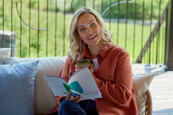 Emilie Ullerup, 'Retreat to You', 2023
