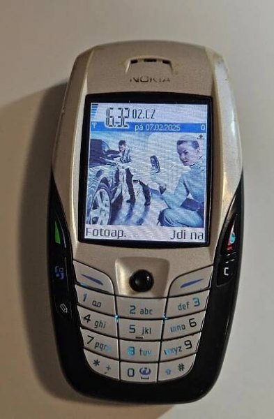 Nokia 6600 - Mobily a chytrá elektronika