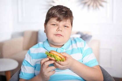 Obezitou trpí v Česku každé sedmé dítě: Obezitolog radí 8 pravidel prevence