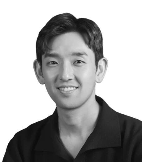Mark Lee Headshot