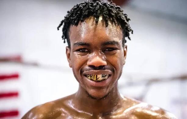 Evander Holyfield Son Evan Is Now A Professional Boxer - Boxing Addicts
