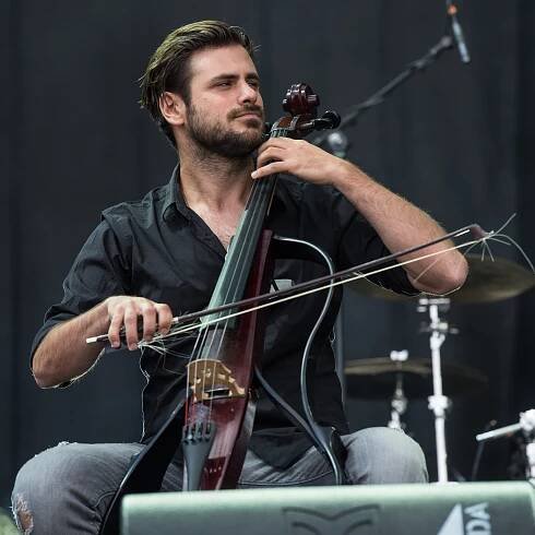 2Cellos - Wikipedia