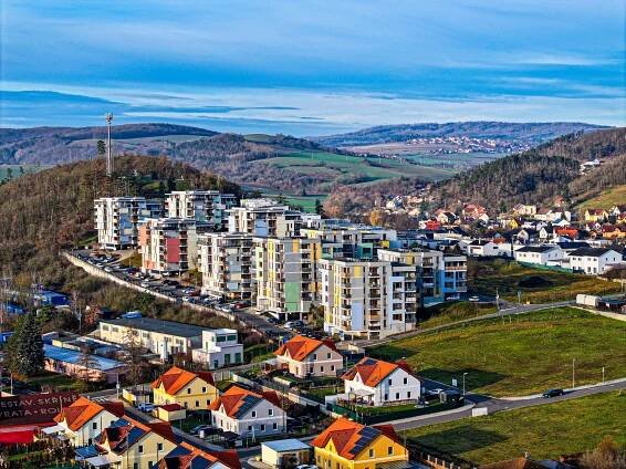 Moderní byt v Králově Dvoře u Berouna - Realitní tým Blanky Vaňkové