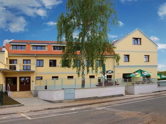 Penzion a Restaurace Šimanda: Ubytování a konferenční prostory Praha