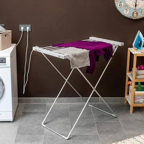 InnovaGoods Elektrický sušák na prádlo 120 W