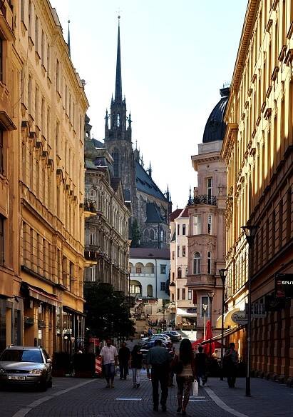 Soubor:Josefská street in Brno I.jpg – Wikipedie