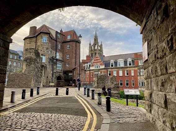 Newcastle upon Tyne: Sehenswürdigkeiten rund um die sieben Brücken