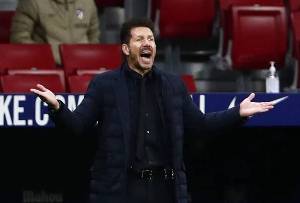 Kouč Atlética Simeone po prohře s Liverpoolem zuřil. Neztotožňuji se s vaší kulturou, prohlásil