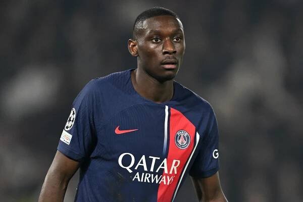 manchester united vise kolo muani psg