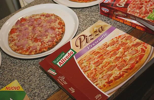 MRAŽENÁ PIZZA: Odborník testoval, která je nejlepší. A pozor: Ty levnější překvapily!