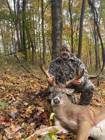 Southeastern Ohio Trophy Whitetail Hunts